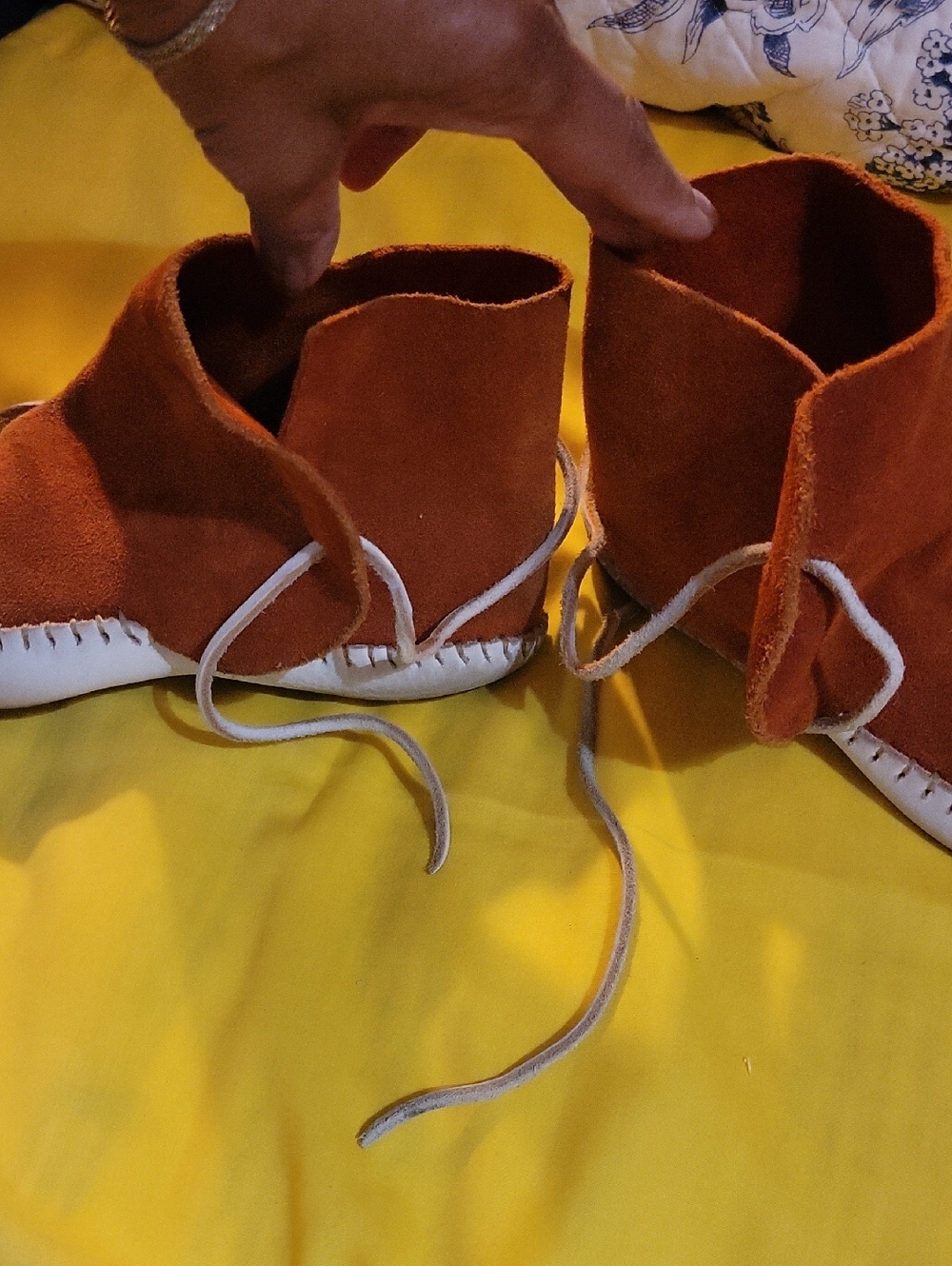 Handmade Leather Suede Booties w Button, White Leather Barefoot Sole, Size9 - Picture 6 of 13